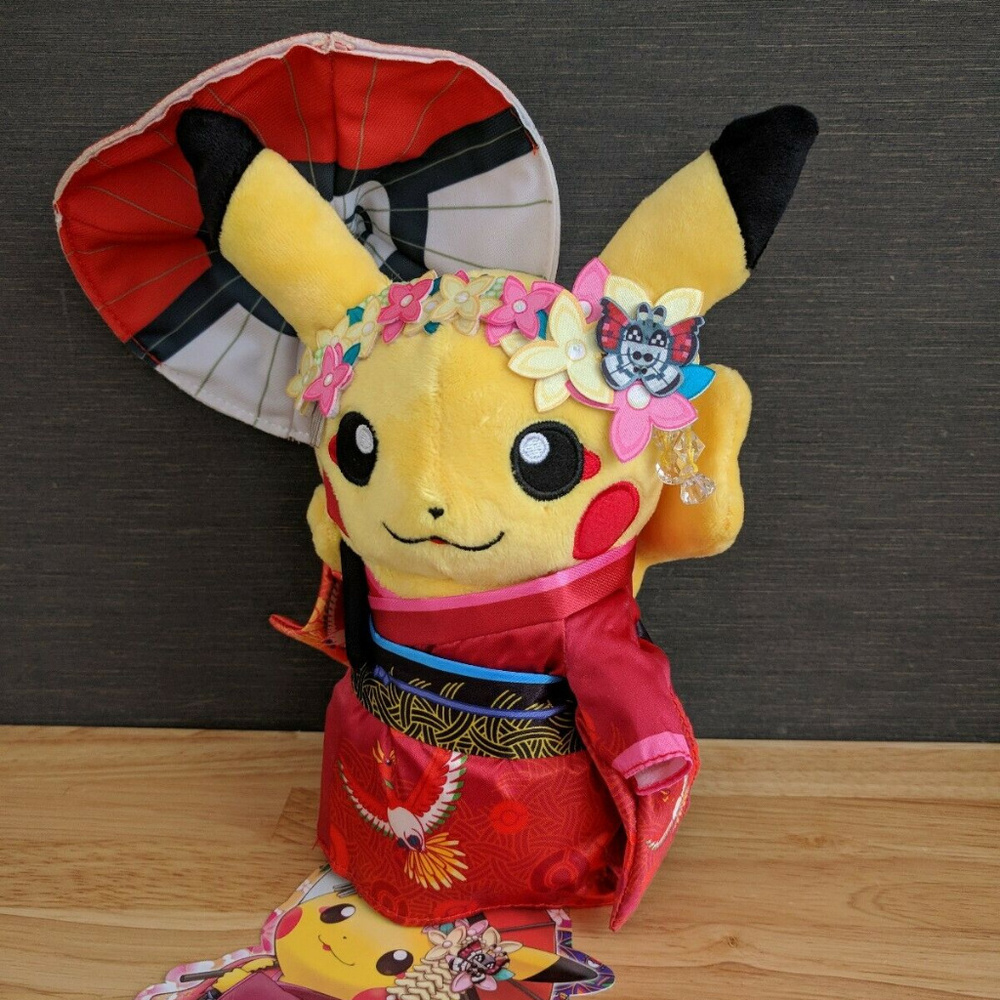 Pikachu in Traditional Japanese Costume Kimono - Picture 4 of 6